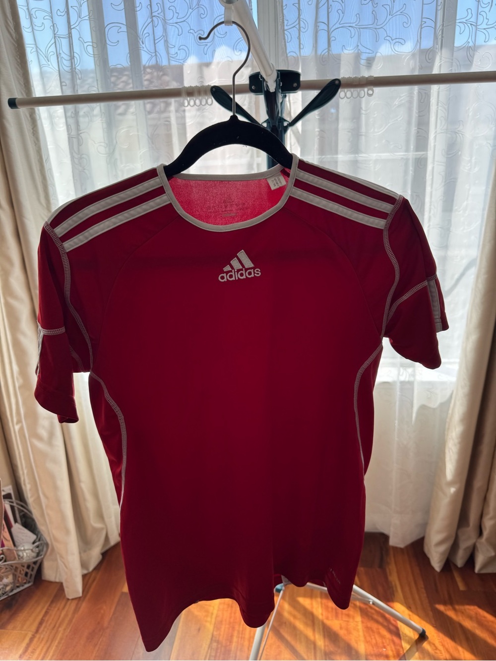 adidas Men’s Red Short-Sleeve Athletic Tee with Silver Accents